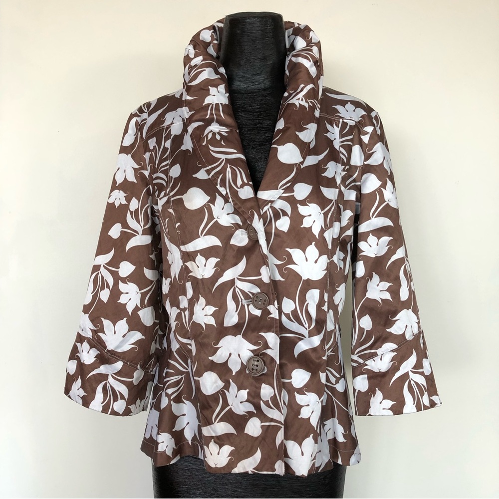Kial Brown and White Floral Patterned Women's Dress Jacket (Size Small)